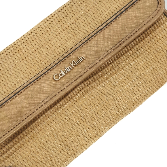 Rare Calvin Klein Gold Straw Flap Shoulder/Evening Bag - Picture 2 of 6